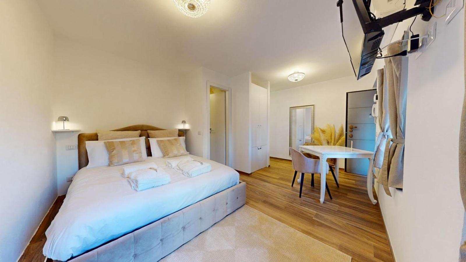 Guest House Duomo Milano Bagian luar foto