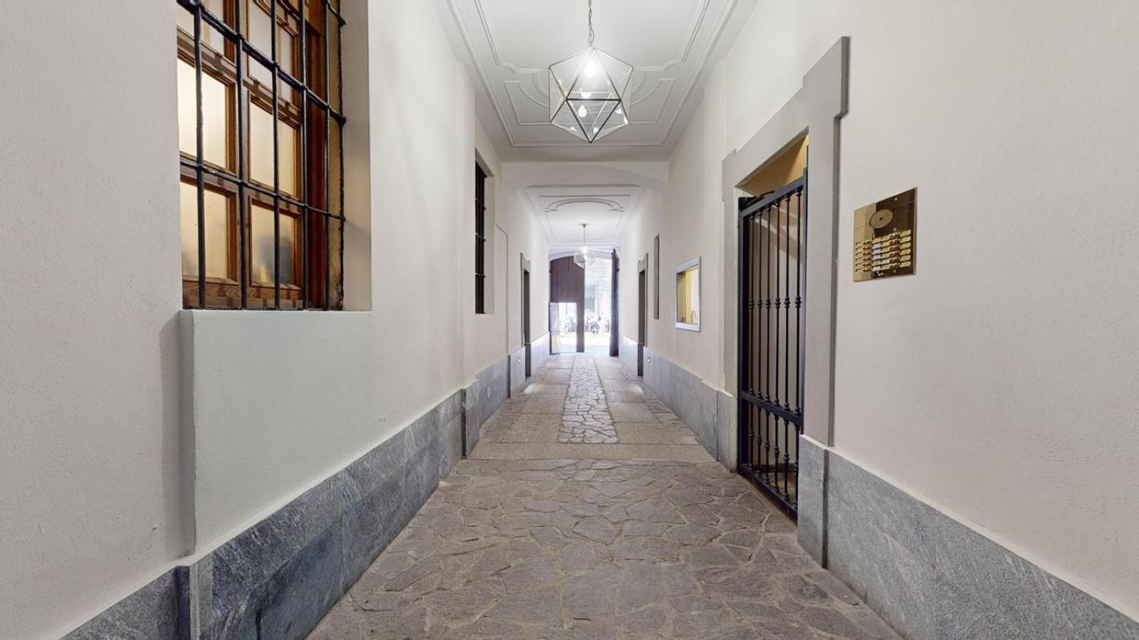 Guest House Duomo Milano Bagian luar foto